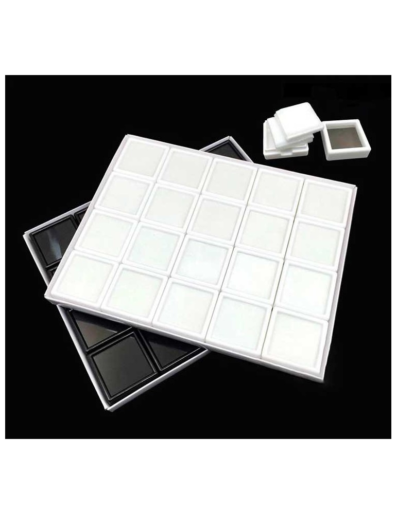 VS002N A black Gem box with glass