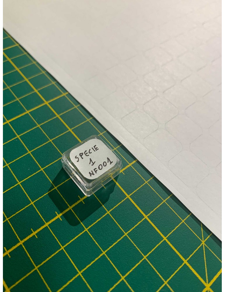 Adhesive labels for the TQ001 box