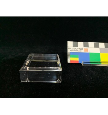 BAA005 - Base acrilico trasparente rettangolare con bordi angolati 50x50x20 mm