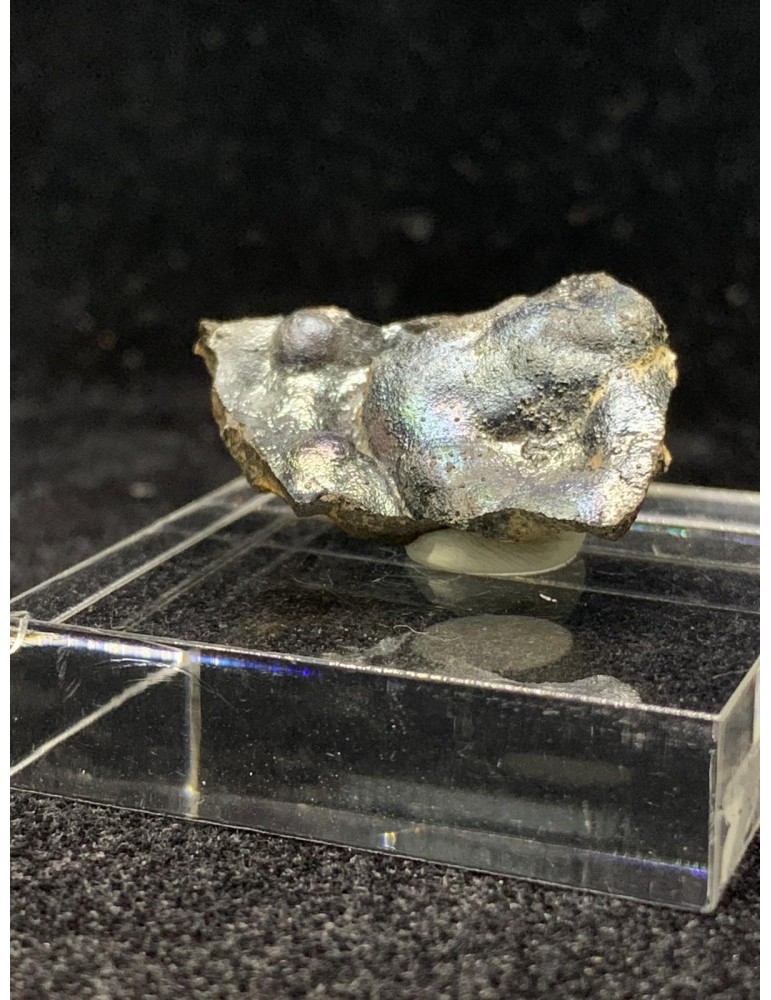 GOETHITE Iridescente su Matrice — Miniera del Cavo, Isola d'Elba, Toscana, Italia