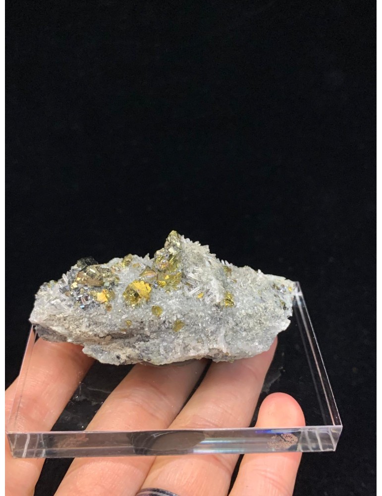 Chalcopyrite, quartz, pyrite, galena - Madan, Bulgaria – Collectible specimen ref. MIN-00087